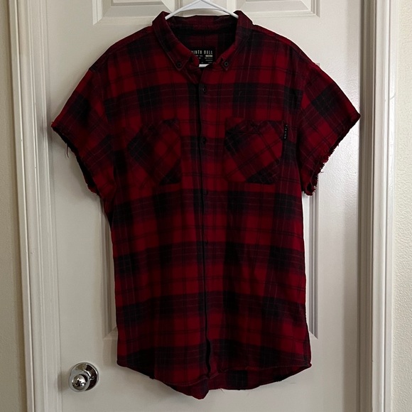Men's Black and Red Plaid Casual Button Down Shirt - Picture 1 of 3